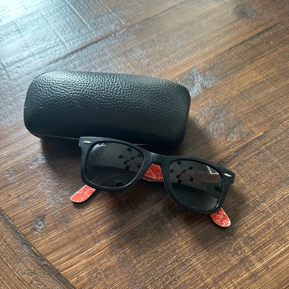Ray Ban sunglasses - Picture 2 of 3